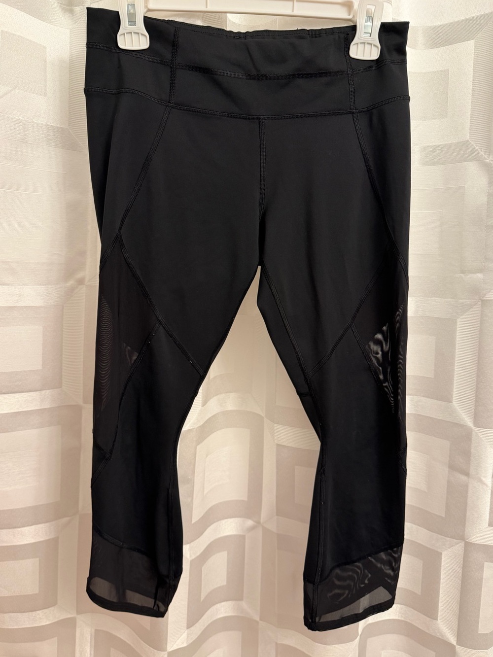 Athleta black mesh cutout leggings medium